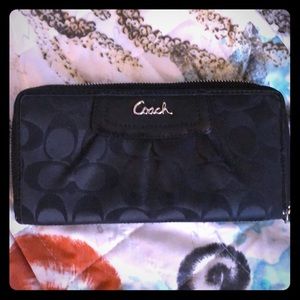Authentic Coach Wallet
